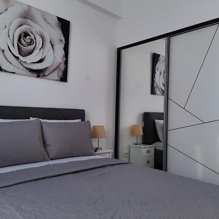 Luxury City Center Apartment - Garofita Romana Βουκουρέστι Εξωτερικό φωτογραφία