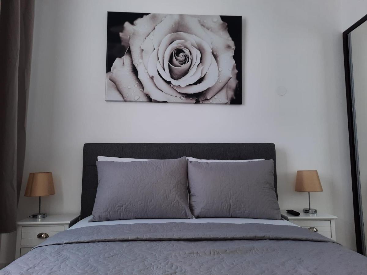 Luxury City Center Apartment - Garofita Romana Βουκουρέστι Εξωτερικό φωτογραφία